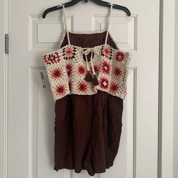 Lucky Brand Crochet‎ Romper - Size M - Pink Granny Square - NWT - Picture 6 of 15